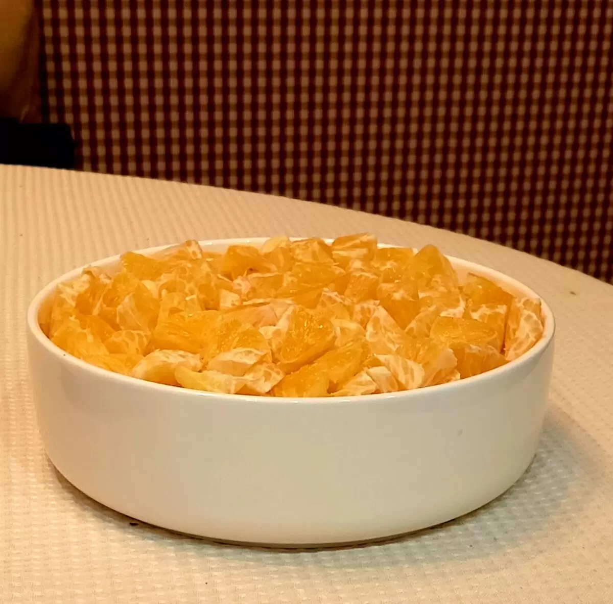 Салат на любой праздник: курица, ананасы и фисташки