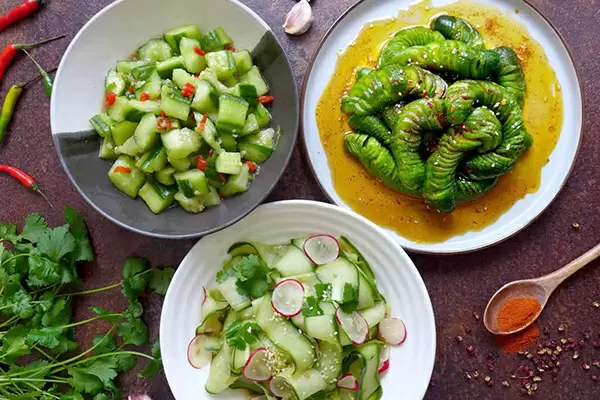 Китайский огуречный салат: три способа нарезки и уникальные соусы