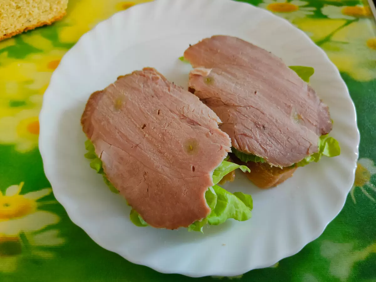 Запеченная свинина: непревзойденное мясное угощение для сэндвичей