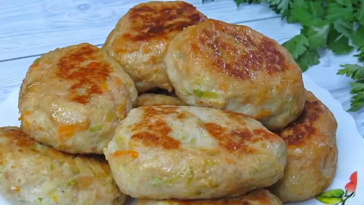 Секреты сочных кабачковых котлет: любимое блюдо всей семьи