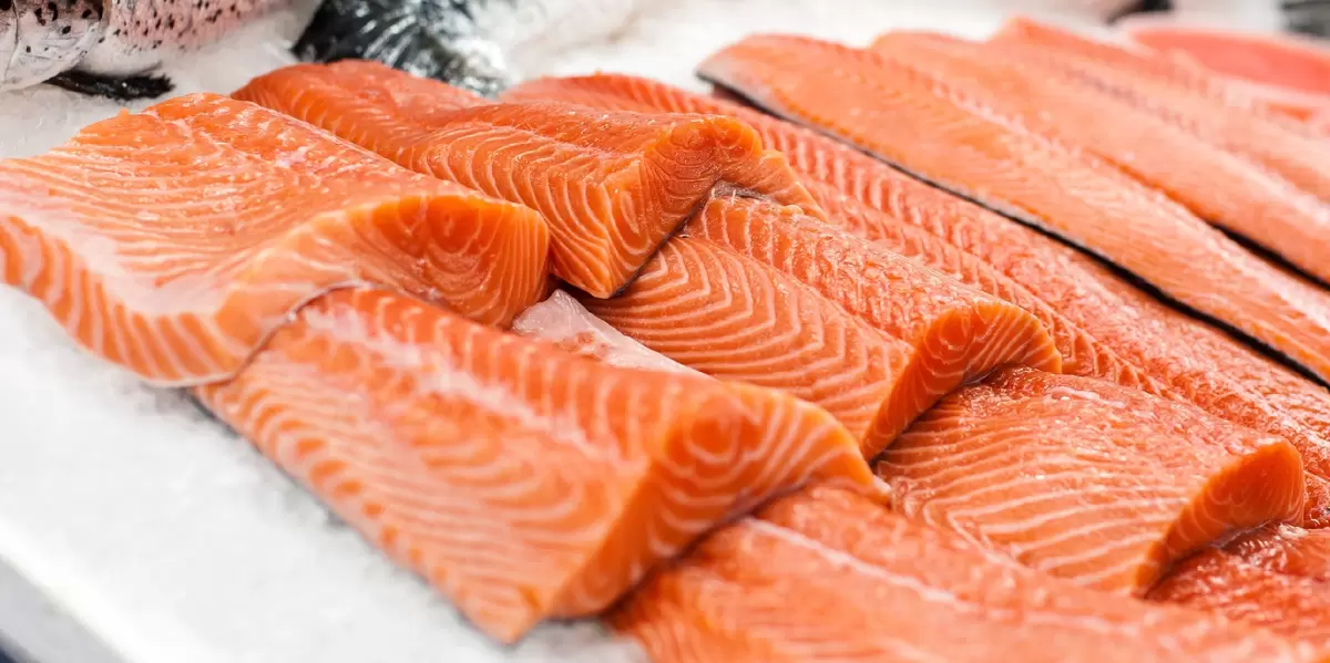 Сахар в засолке рыбы: почему его добавляют?