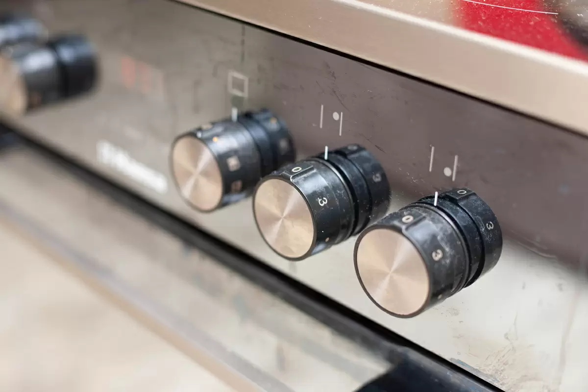 Непревзойдённые советы по чистке плит: как легко вернуть её к жизни