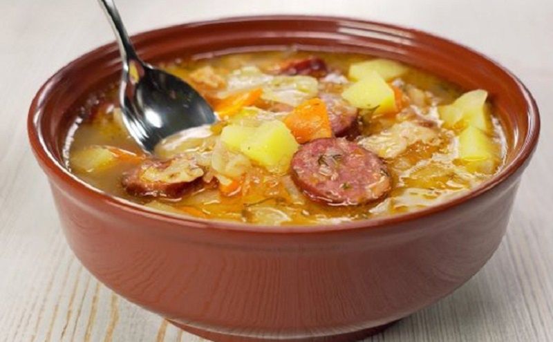 Капустняк с копчёностями: рецепт, который согревает душу