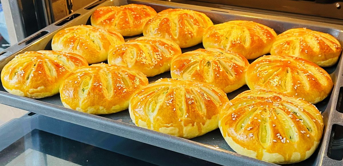 Неотразимая выпечка с картошкой: традиционный вкус в каждом кусочке