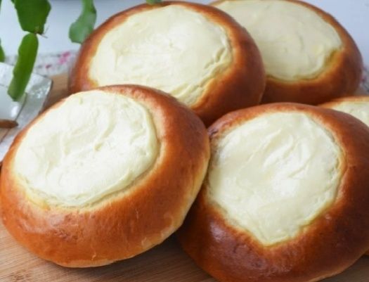 Теплые воспоминания: как испечь идеальные ватрушки с творогом